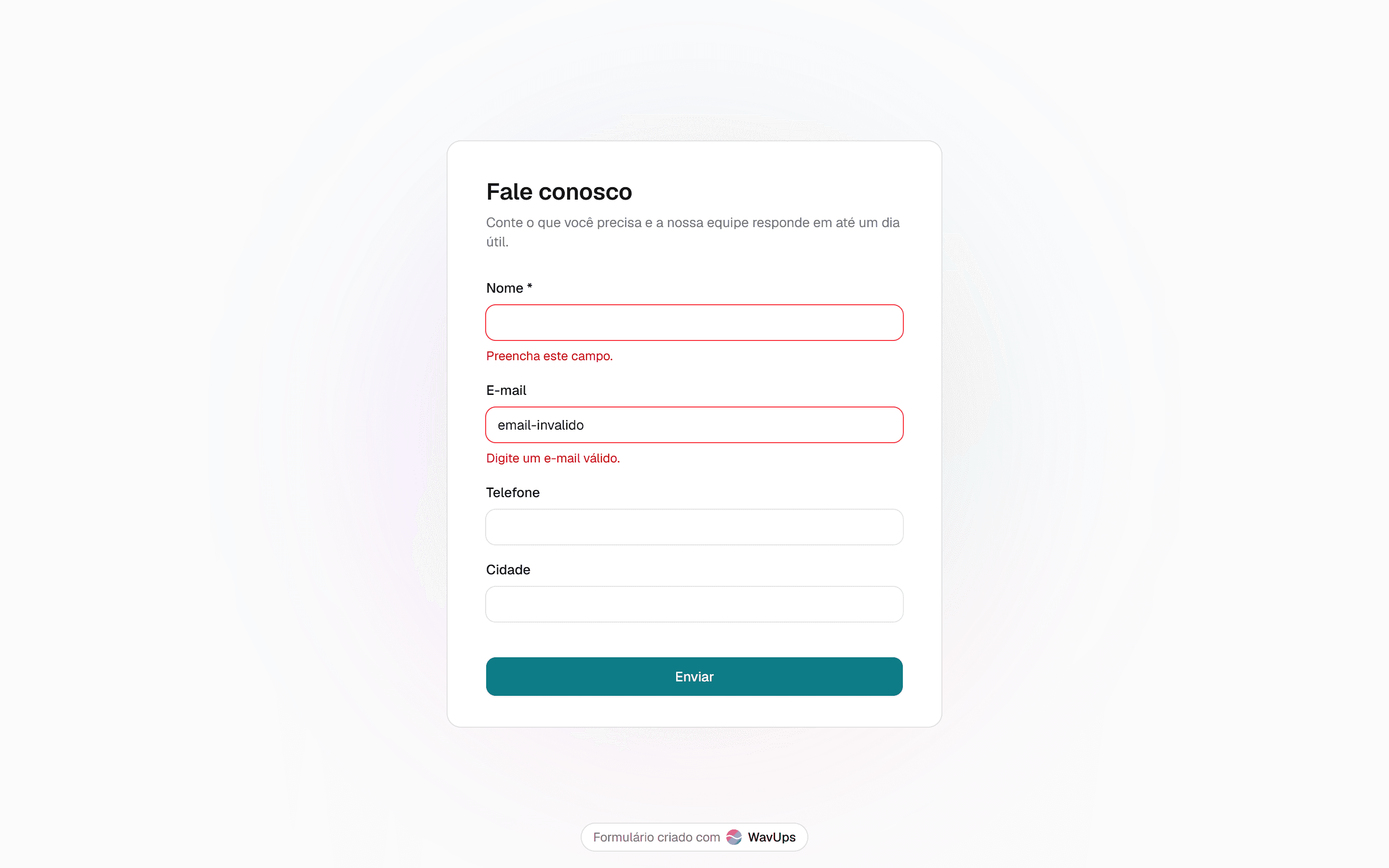Página pública do formulário com o aviso de erro em um campo obrigatório vazio e outro com e-mail inválido.